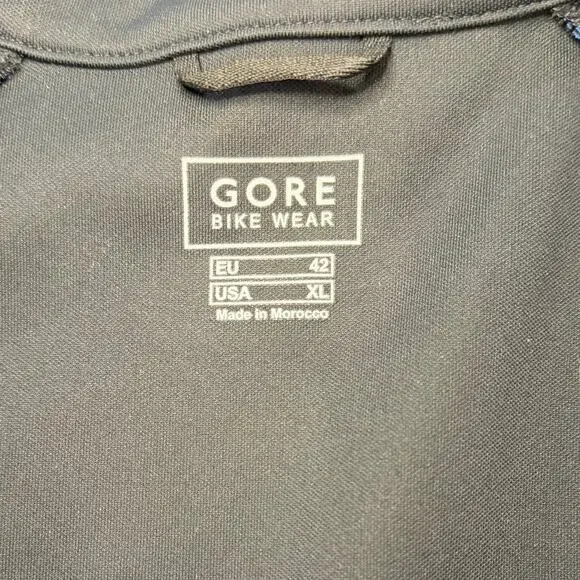 GORE Windstopper Cycling Jacket XL Zip Off Sleeves Softshell Convertible - Picture 4 of 11